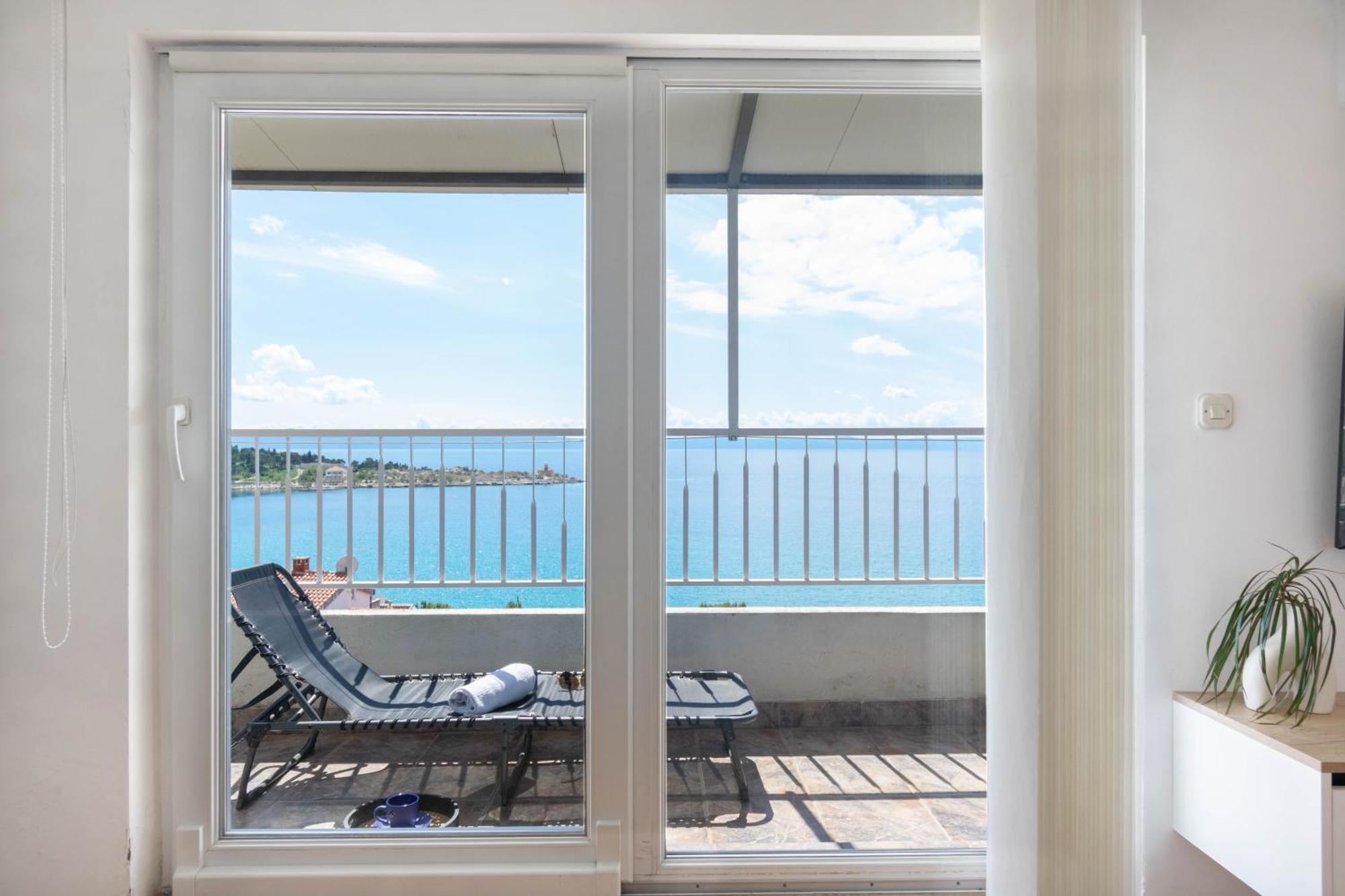 Apartment 30 M From Beach,Makarska,Marija Buitenkant foto
