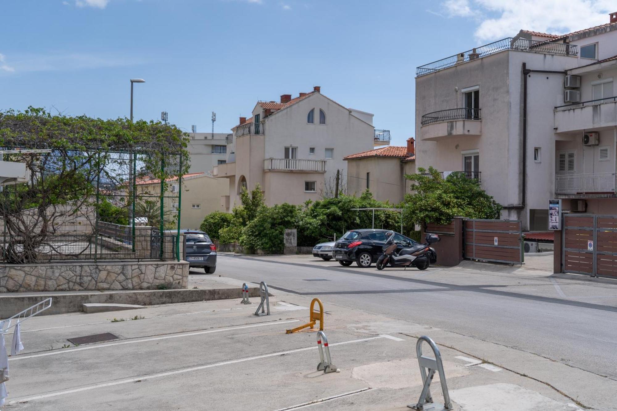 Apartment 30 M From Beach,Makarska,Marija Buitenkant foto